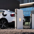 Smappee EV Base op een parkeerplaats